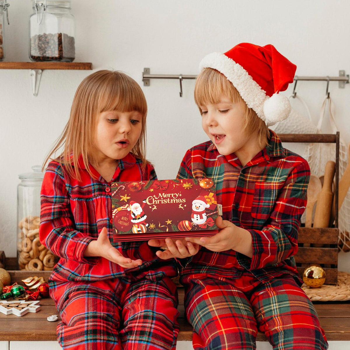 🏆Flash Sale⚡ 50K+ SOLD! 🎅💸Christmas Cash Gift Envelope– A creative way to give cash this Christmas!