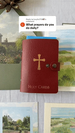 Zorveko Catholic Genuine Leather Holy Card Holder image_with_text_mDxXKe:image:0