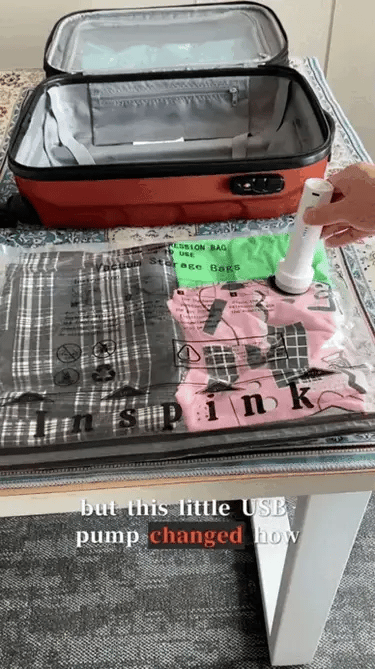 Zorveko Cordless Travel Vacuum Storage Compression Bag Set image_with_text_mDxXKe:image:0