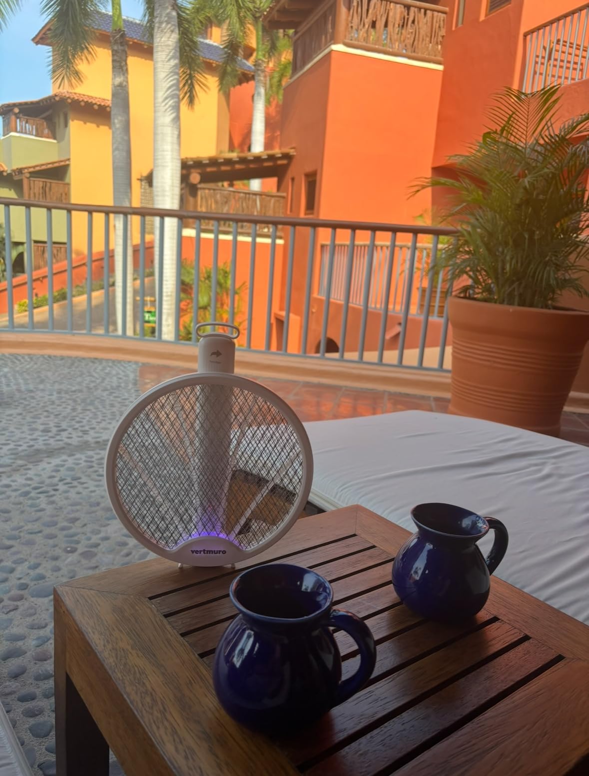 Zorveko Foldable Electric Fly Swatter Racket– USB Rechargeable testimonials_HYFz9F:image:1