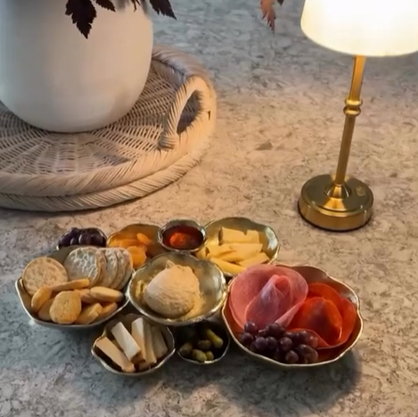 Zorveko Gold 9 Cluster Decorative Bowls testimonials_HYFz9F:image:0