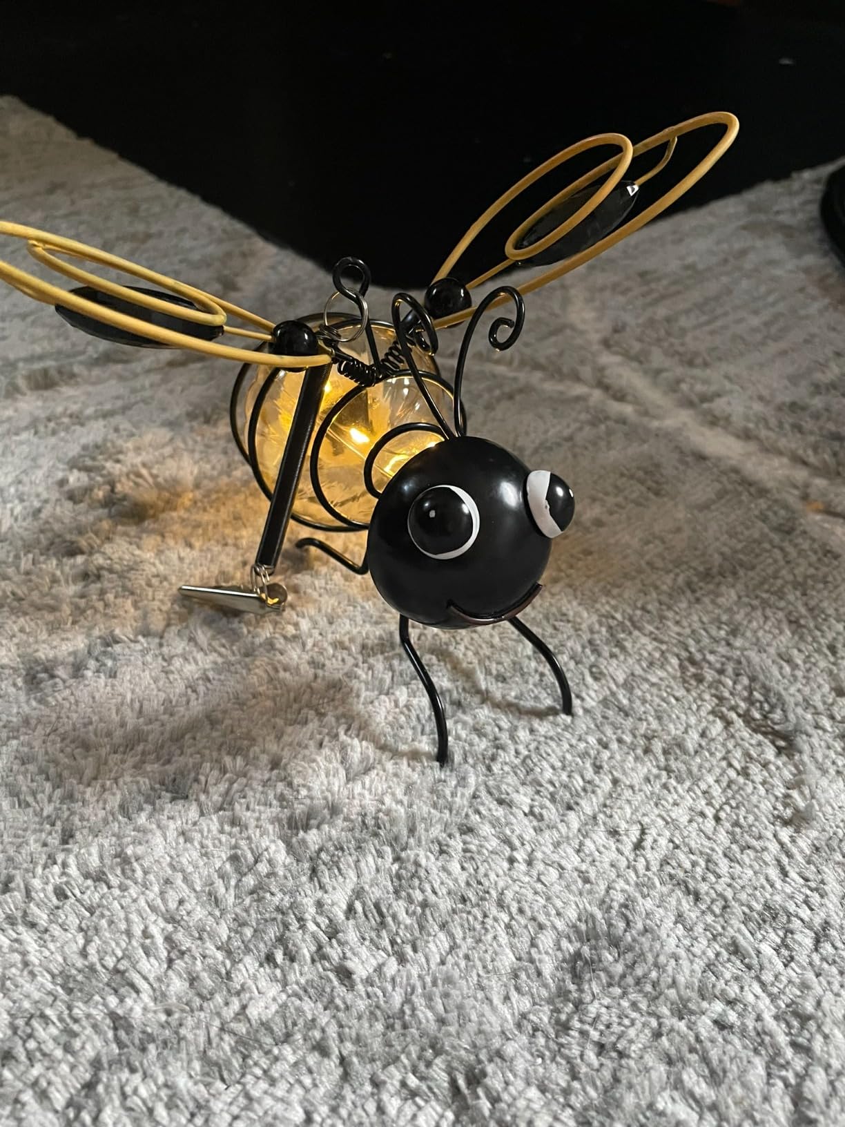 Zorveko Solar Hanging Bee Garden Light testimonials_HYFz9F:image:0