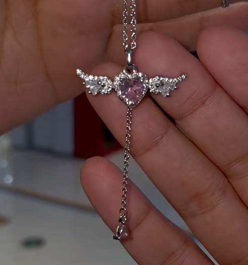 Zorveko Angel Heart Necklaces for Women testimonials_HYFz9F:image:0
