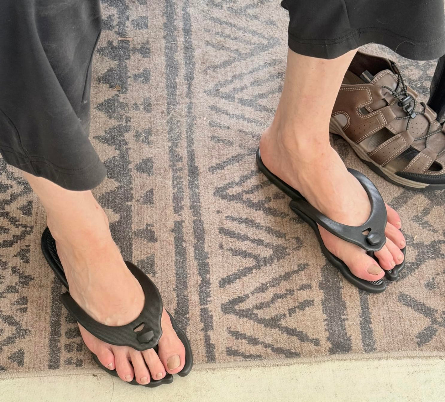 Zorveko Ultra-Thin Foldable Flip Flops testimonials_HYFz9F:image:0
