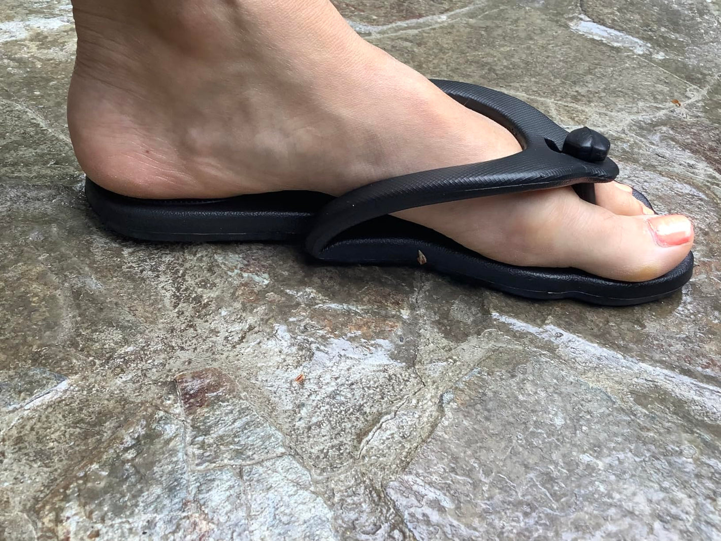 Zorveko Ultra-Thin Foldable Flip Flops testimonials_HYFz9F:image:1