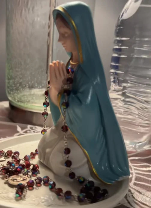 Zorveko Virgin Mary Rosary Holder - With Necklace testimonials_6LEEdn:image:1