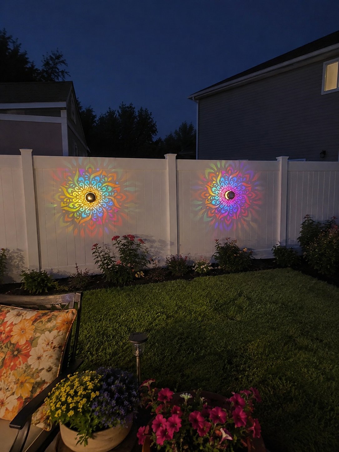 Zorveko Mandala Solar Wall Lamp – Magical Patio Night Ambience testimonials_HYFz9F:image:1
